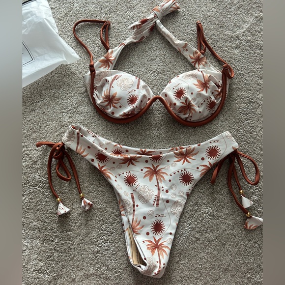 Tropical Print Bikini Set - Picture 1 of 5